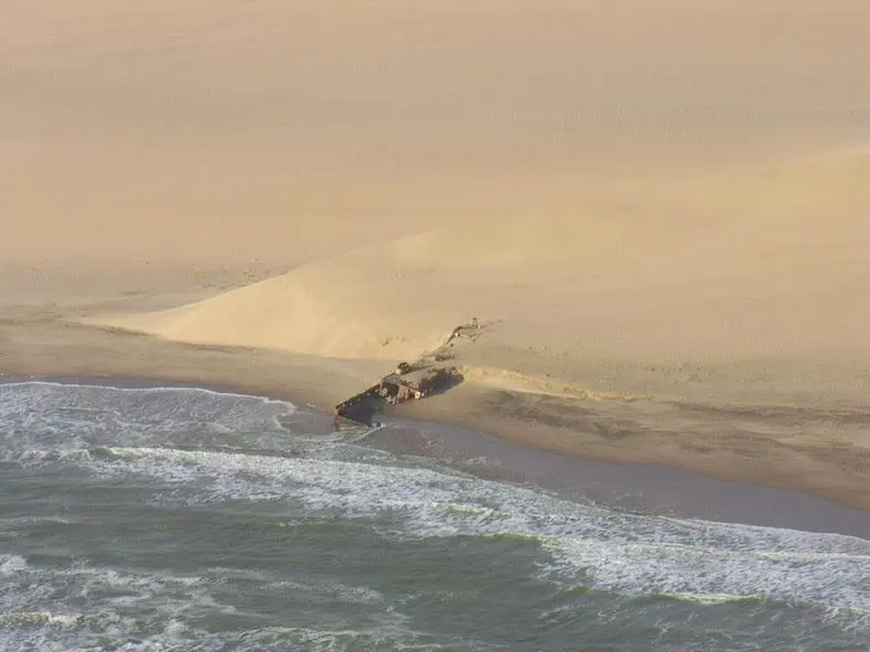 skeleton-coast-17[2]