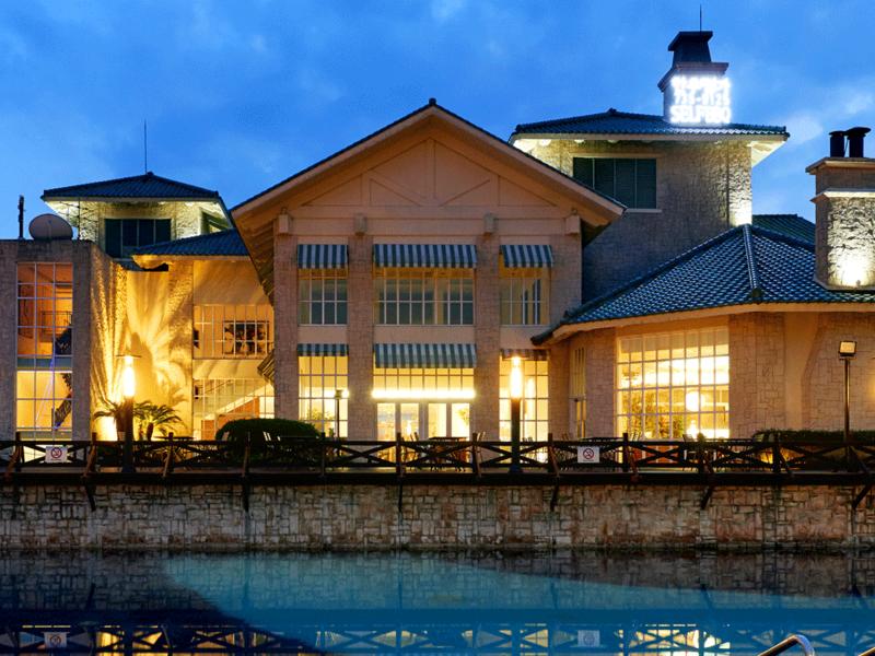 The Suites Hotel Jeju