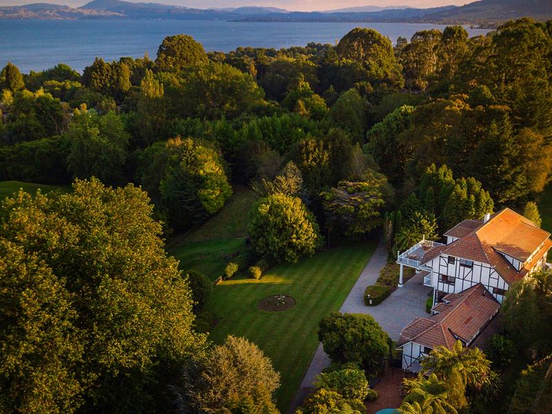 Hana Lodge