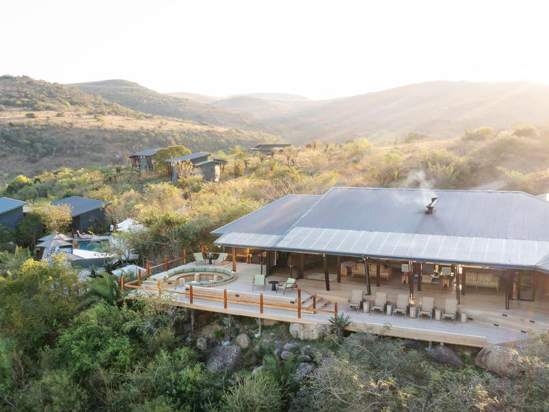Rhino Ridge Safari Lodge