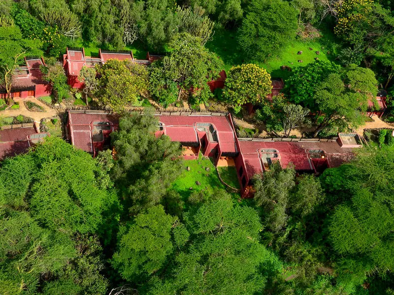 Amboseli Serena Safari Lodge