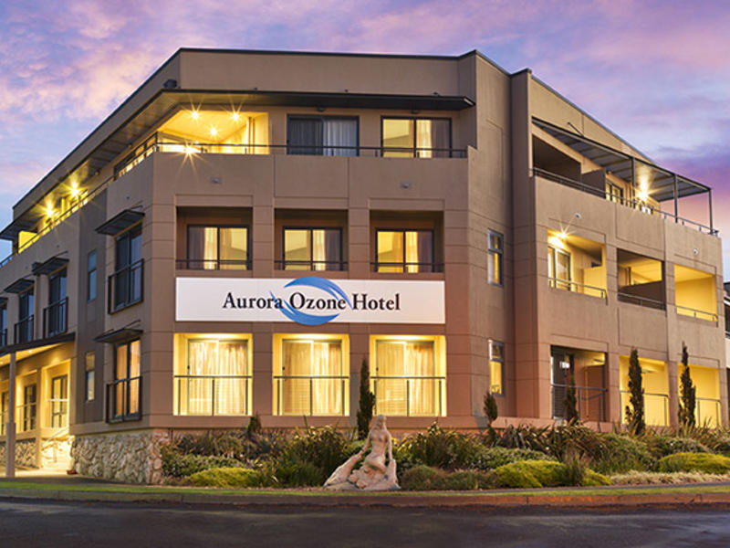 Aurora Ozone Hotel