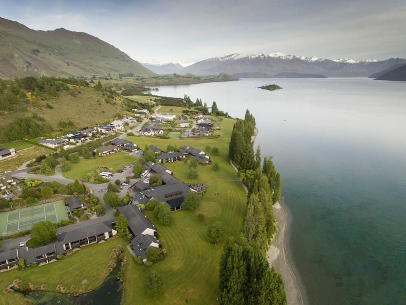 Edgewater Lake Wanaka